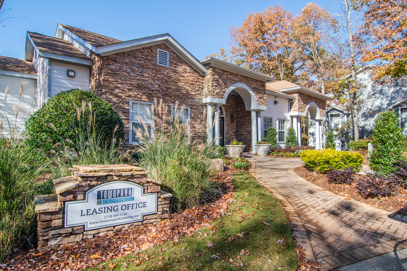 TownPark Crossing Apartment Homes, 3725 Busbee Pkwy, Kennesaw